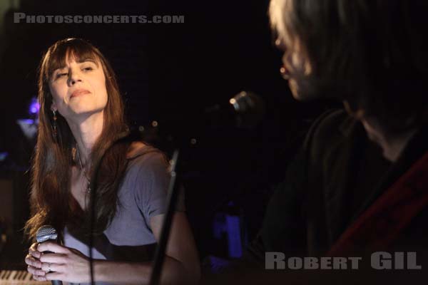 MARIE MODIANO - 2007-02-19 - PARIS - La Maroquinerie - 